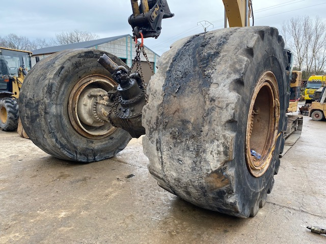 CAT 992 C -1V-5949 - Передня вісь в категорії Будівельна техніка: фото 1 CAT 992 C -1V-5949 - Передня вісь в категорії Будівельна техніка: фото 1