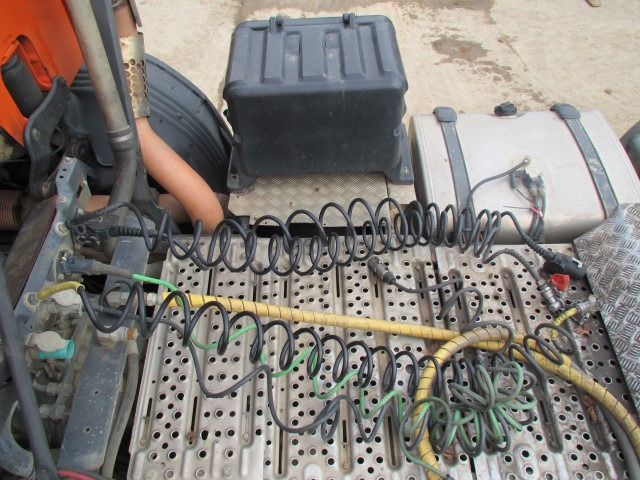 Тягач Scania 124C.420 6x4: фото 10 Тягач Scania 124C.420 6x4: фото 10