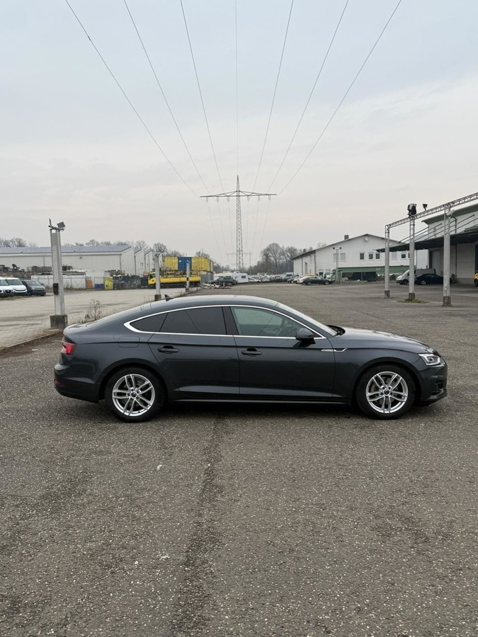 AUDI A5 Sportback 2.0 TDI Schräghecklimousine - Легковий автомобіль: фото 4 AUDI A5 Sportback 2.0 TDI Schräghecklimousine - Легковий автомобіль: фото 4