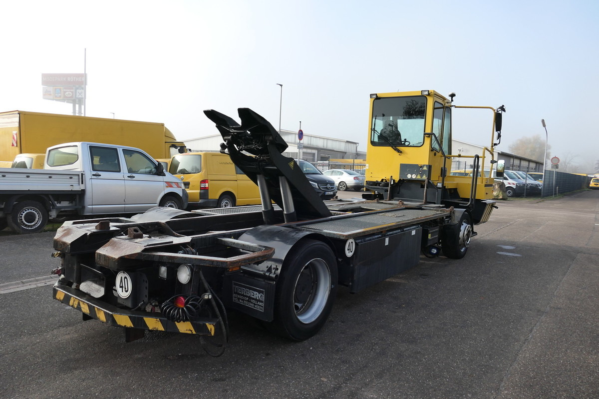 BC 182 Kamag Wiesel WBH 25 Umsetzfahrzeug - Контейнеровоз/ Змінний кузов вантажівка: фото 2 BC 182 Kamag Wiesel WBH 25 Umsetzfahrzeug - Контейнеровоз/ Змінний кузов вантажівка: фото 2