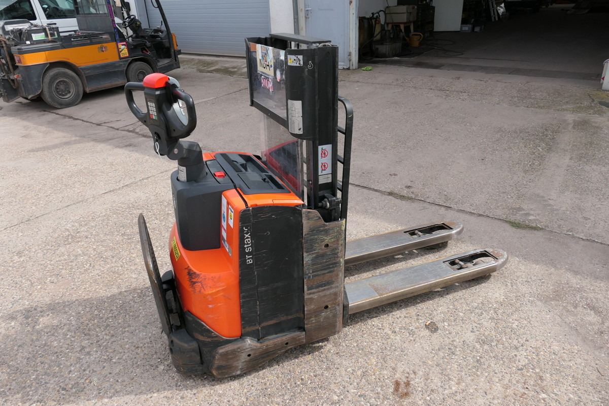 BT SWE 200D Batterie 28/2023 - Візок: фото 3 BT SWE 200D Batterie 28/2023 - Візок: фото 3