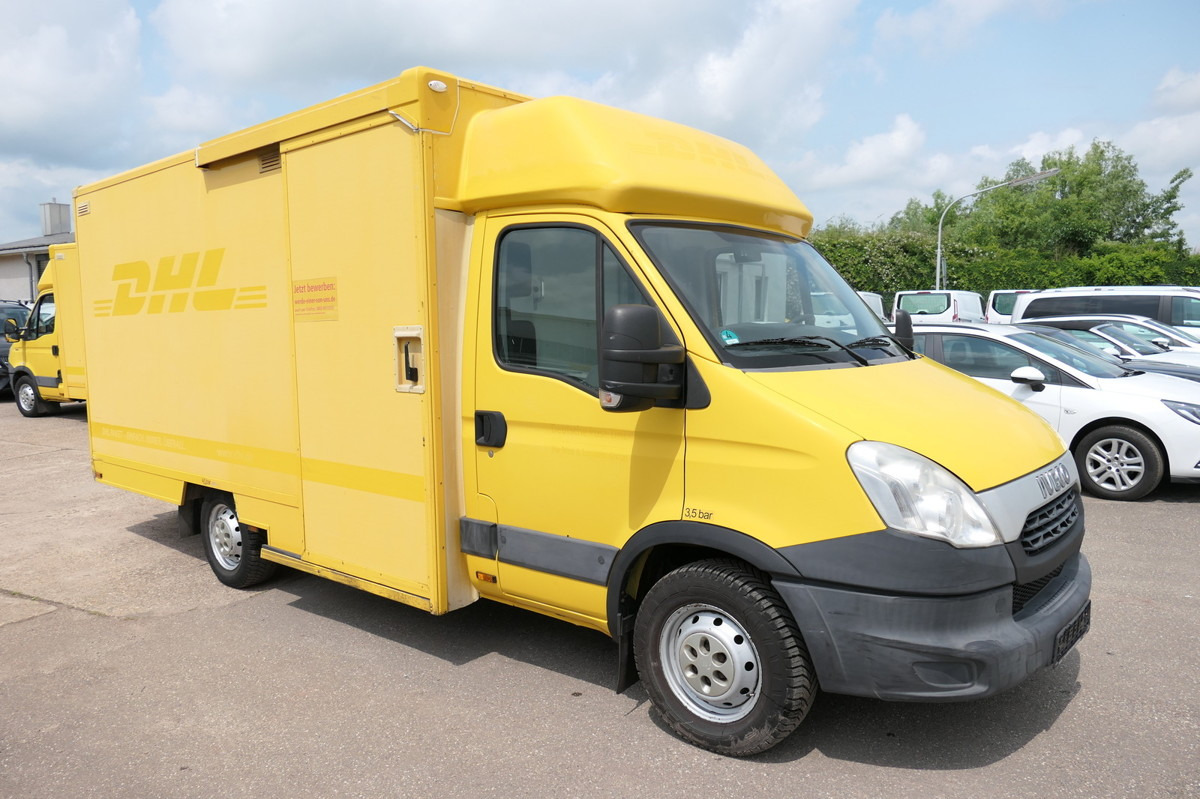 IVECO Daily 35 S11 C30C AUTOMATIK KAMERA MAXI KAMERA R - Фургон з закритим кузовом: фото 1 IVECO Daily 35 S11 C30C AUTOMATIK KAMERA MAXI KAMERA R - Фургон з закритим кузовом: фото 1