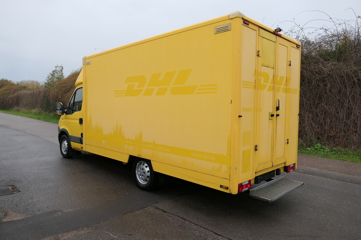 IVECO Daily 35 S11 C30C AUTOMATIK KAMERA Regale LUFT D - Фургон з закритим кузовом: фото 4 IVECO Daily 35 S11 C30C AUTOMATIK KAMERA Regale LUFT D - Фургон з закритим кузовом: фото 4