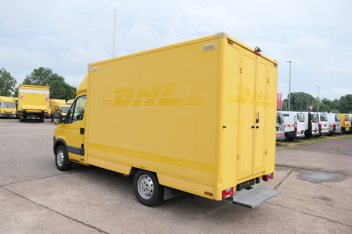IVECO Daily 35 S11 C30C Kurz AUTOMATIK KAMERA Regale L - Фургон з закритим кузовом: фото 3 IVECO Daily 35 S11 C30C Kurz AUTOMATIK KAMERA Regale L - Фургон з закритим кузовом: фото 3