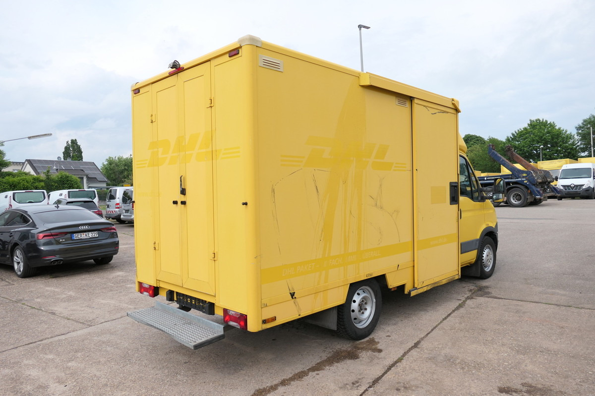 IVECO Daily 35 S11 C30C Kurz AUTOMATIK KAMERA Regale L - Фургон з закритим кузовом: фото 4 IVECO Daily 35 S11 C30C Kurz AUTOMATIK KAMERA Regale L - Фургон з закритим кузовом: фото 4