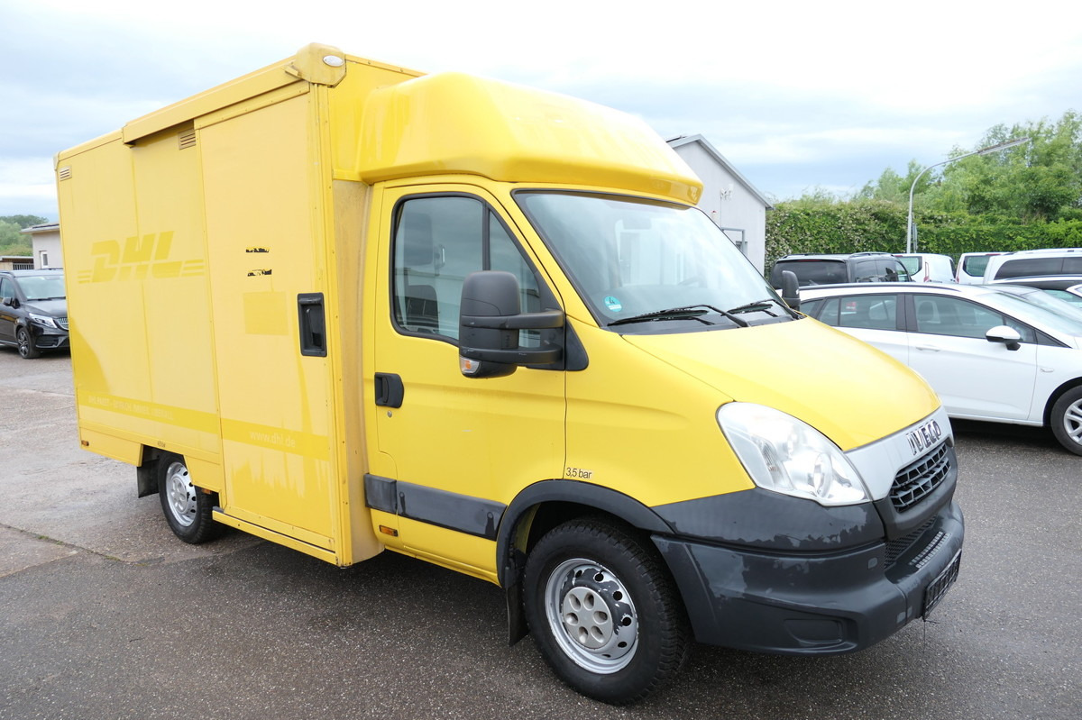 IVECO Daily 35 S11 C30C Kurz AUTOMATIK KAMERA Regale L - Фургон з закритим кузовом: фото 2 IVECO Daily 35 S11 C30C Kurz AUTOMATIK KAMERA Regale L - Фургон з закритим кузовом: фото 2