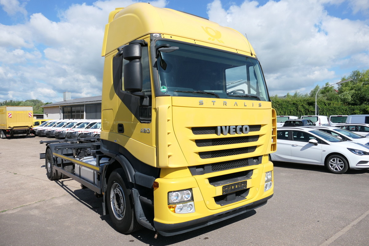 IVECO Stralis AS 190 S 420 ECO LBW AHK KLIMA INTARDER - Контейнеровоз/ Змінний кузов вантажівка: фото 2 IVECO Stralis AS 190 S 420 ECO LBW AHK KLIMA INTARDER - Контейнеровоз/ Змінний кузов вантажівка: фото 2