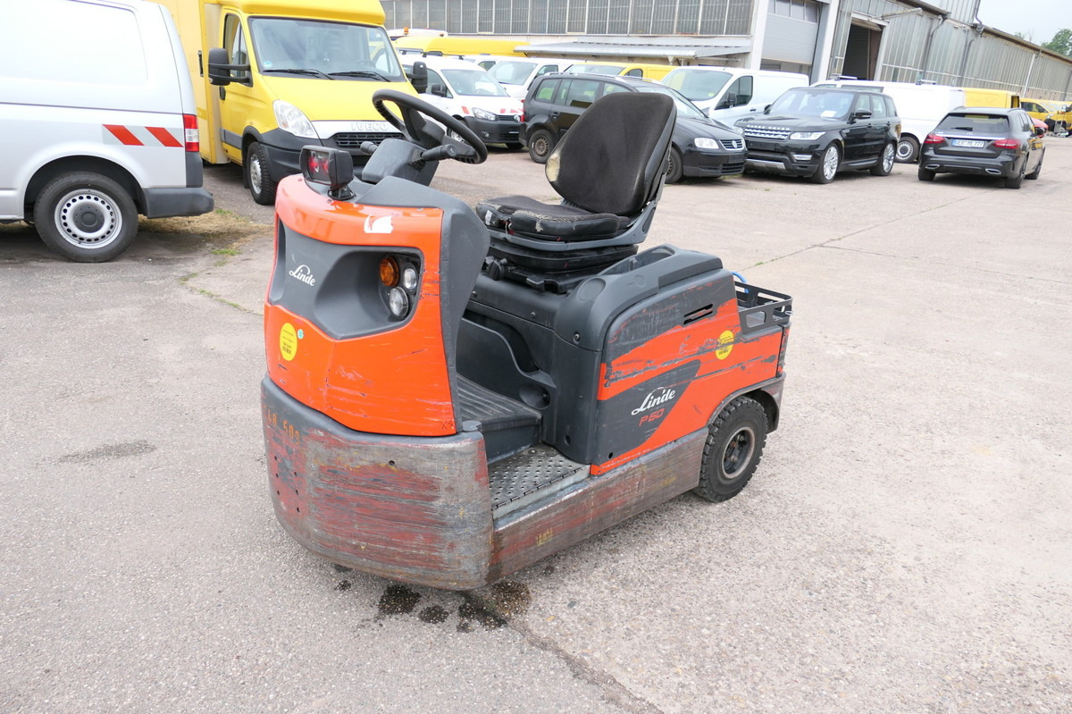 LINDE P 60 Z Schlepper Batterie 10/2020 3-Rad - Складські тягач: фото 2 LINDE P 60 Z Schlepper Batterie 10/2020 3-Rad - Складські тягач: фото 2