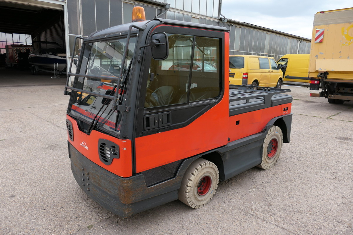 LINDE P250 Schlepper AHK Batterie 24/2021 Schiebetüren - Складські тягач: фото 1 LINDE P250 Schlepper AHK Batterie 24/2021 Schiebetüren - Складські тягач: фото 1