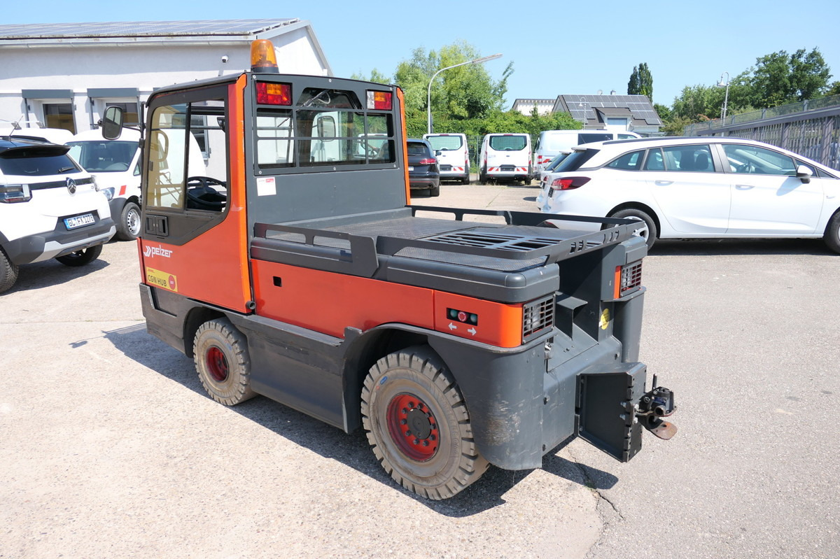 LINDE P250 Schlepper AHK Batterie 24/2021 Schiebetüren - Складські тягач: фото 4 LINDE P250 Schlepper AHK Batterie 24/2021 Schiebetüren - Складські тягач: фото 4