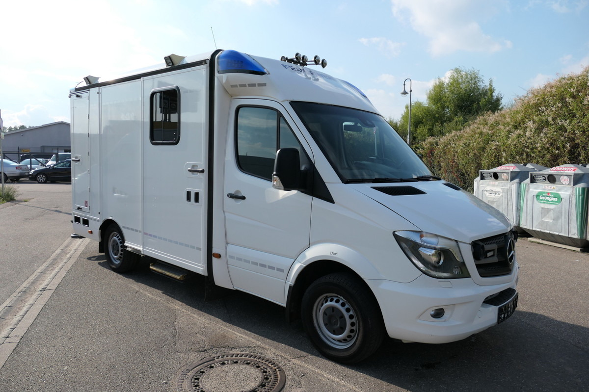 MERCEDES-BENZ 319 Sprinter 6-Zylinder Rettungswagen Strobel - Карета швидкої допомоги: фото 3 MERCEDES-BENZ 319 Sprinter 6-Zylinder Rettungswagen Strobel - Карета швидкої допомоги: фото 3