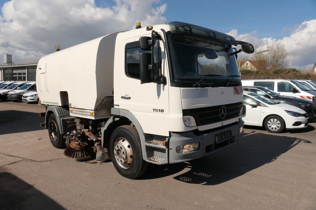 MERCEDES-BENZ Atego 1518 LKO 4x2 - Підмітально-прибиральна машина: фото 1 MERCEDES-BENZ Atego 1518 LKO 4x2 - Підмітально-прибиральна машина: фото 1