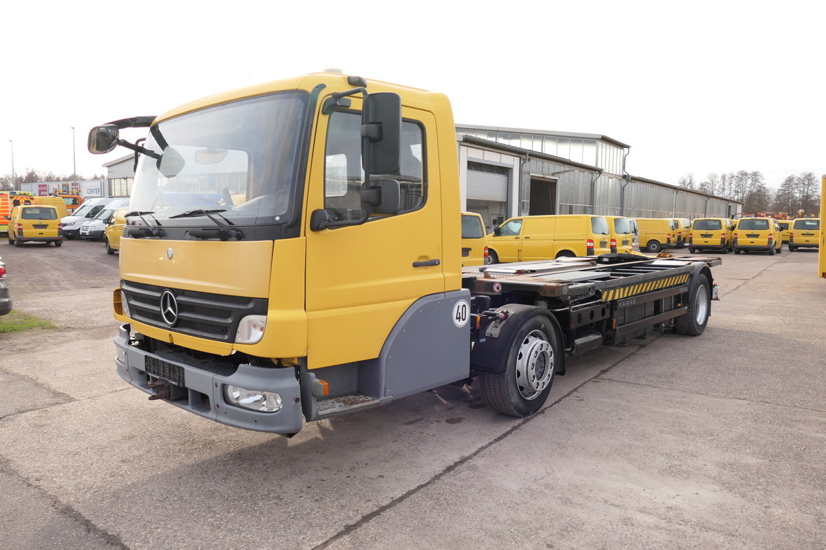 MERCEDES-BENZ KAMAG WBH 25 Wiesel Terberg Umsetzfahrz. Sattelk - Контейнеровоз/ Змінний кузов вантажівка: фото 5 MERCEDES-BENZ KAMAG WBH 25 Wiesel Terberg Umsetzfahrz. Sattelk - Контейнеровоз/ Змінний кузов вантажівка: фото 5