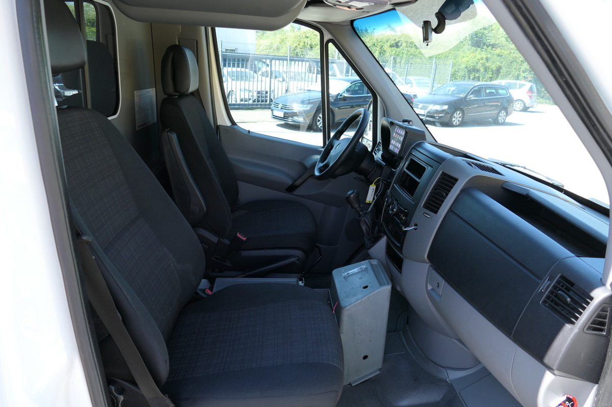 MERCEDES-BENZ Sprinter 316 CDI Klima Rettungswagen - Карета швидкої допомоги: фото 5 MERCEDES-BENZ Sprinter 316 CDI Klima Rettungswagen - Карета швидкої допомоги: фото 5