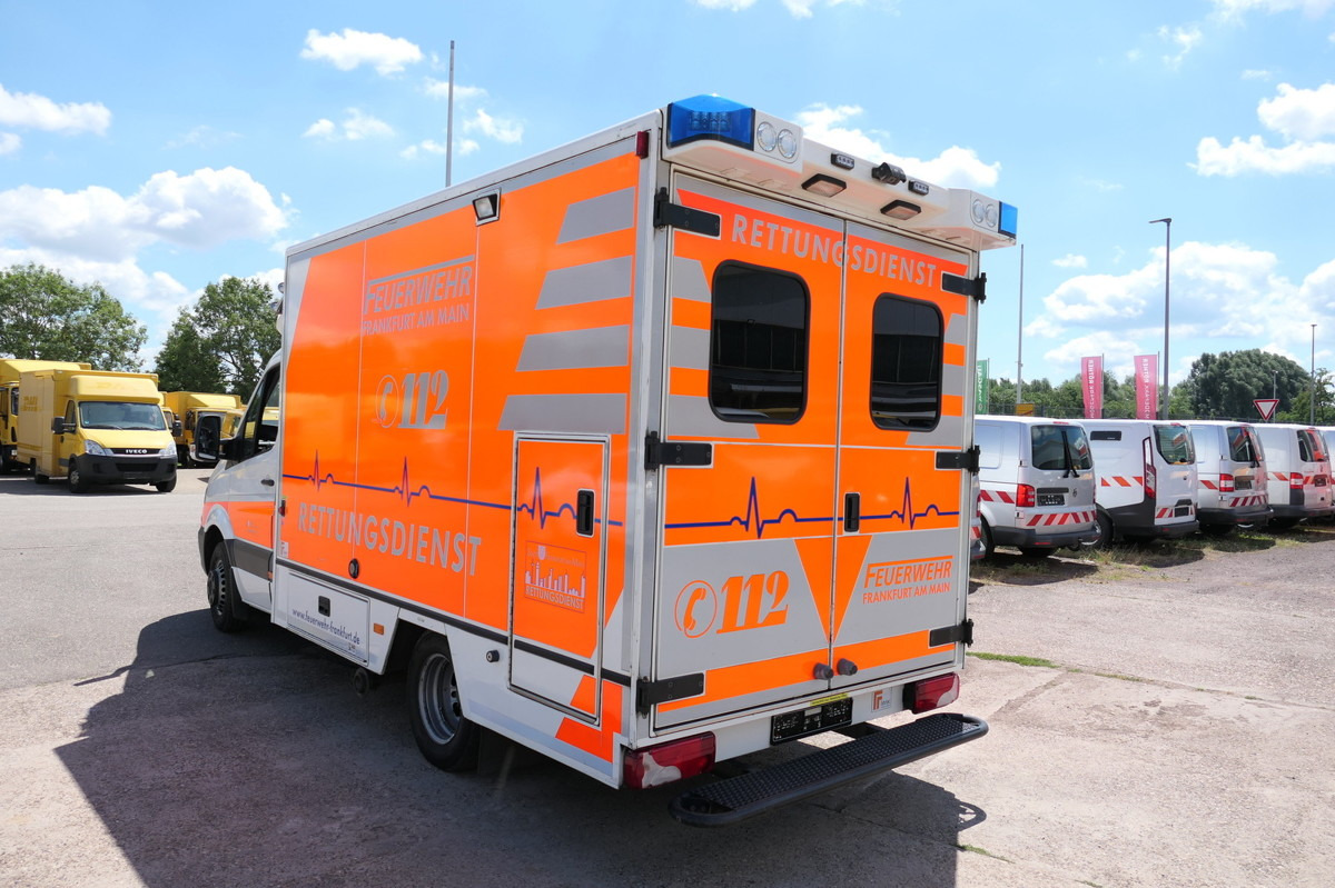 MERCEDES-BENZ Sprinter 519 CDI Klima Krankenwagen Fahrtec Aufb - Карета швидкої допомоги: фото 3 MERCEDES-BENZ Sprinter 519 CDI Klima Krankenwagen Fahrtec Aufb - Карета швидкої допомоги: фото 3