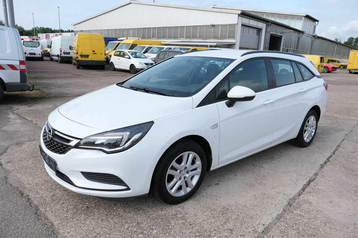 OPEL Astra K 1.6 CDTI Edition S/S KLIMA - Легковий автомобіль: фото 1 OPEL Astra K 1.6 CDTI Edition S/S KLIMA - Легковий автомобіль: фото 1
