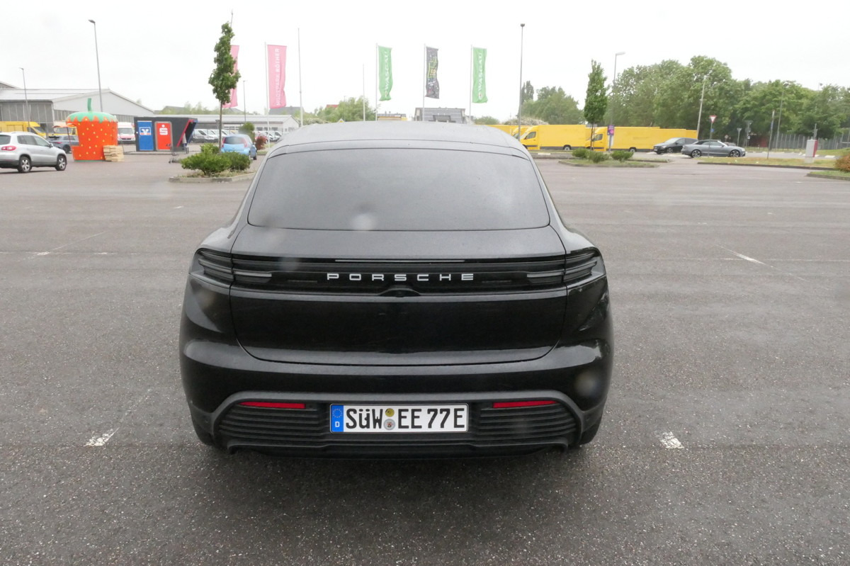 PORSCHE Macan 4 Electric - Bose Soundsystem Kombilimousi - Позашляховик: фото 4 PORSCHE Macan 4 Electric - Bose Soundsystem Kombilimousi - Позашляховик: фото 4