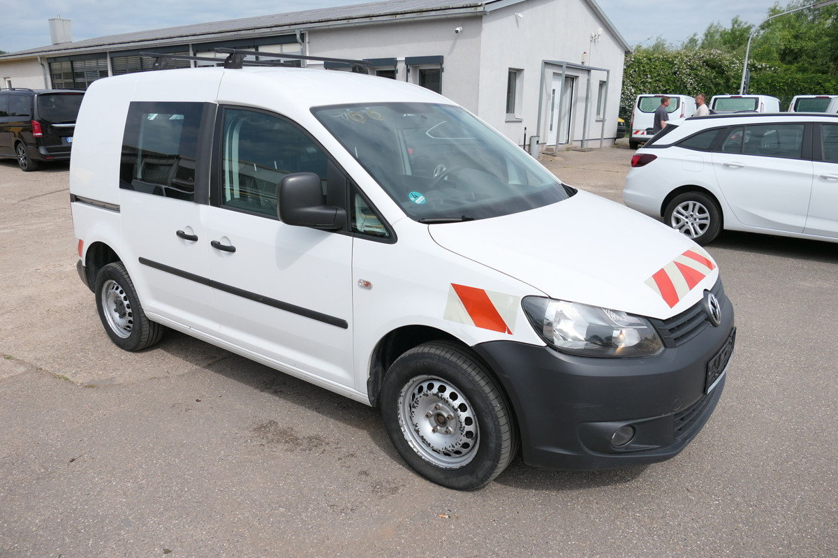 VW Caddy 2.0 TDI 4Motion Klima Werkstatteinbauten - Легковий фургон: фото 3 VW Caddy 2.0 TDI 4Motion Klima Werkstatteinbauten - Легковий фургон: фото 3