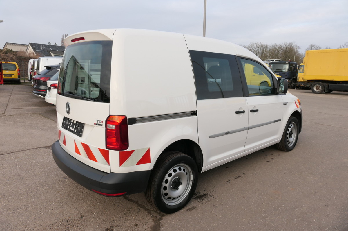 VW Caddy 2.0 TDI 4Motion Klima Werkstatteinbauten T - Легковий фургон: фото 4 VW Caddy 2.0 TDI 4Motion Klima Werkstatteinbauten T - Легковий фургон: фото 4