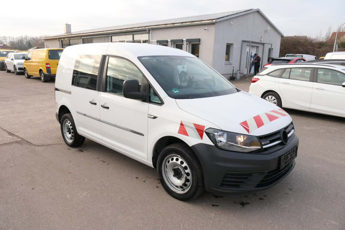 VW Caddy 2.0 TDI 4Motion Klima Werkstatteinbauten T - Легковий фургон: фото 3 VW Caddy 2.0 TDI 4Motion Klima Werkstatteinbauten T - Легковий фургон: фото 3