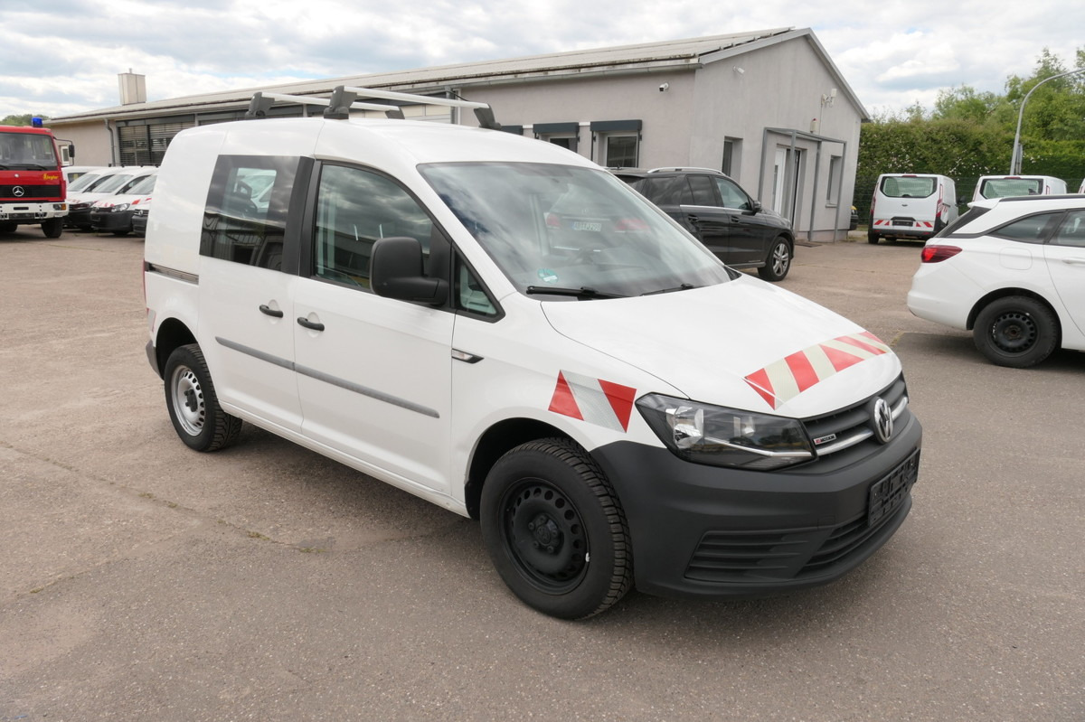 VW Caddy 2.0 TDI 4Motion Klima Werkstatteinbauten T - Легковий фургон: фото 3 VW Caddy 2.0 TDI 4Motion Klima Werkstatteinbauten T - Легковий фургон: фото 3