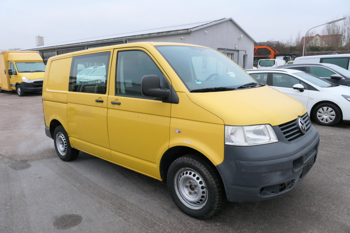 VW T5 Transporter 1.9 TDI PARKTRONIK 2xSCHIEBETÜR - Легковий фургон: фото 3 VW T5 Transporter 1.9 TDI PARKTRONIK 2xSCHIEBETÜR - Легковий фургон: фото 3