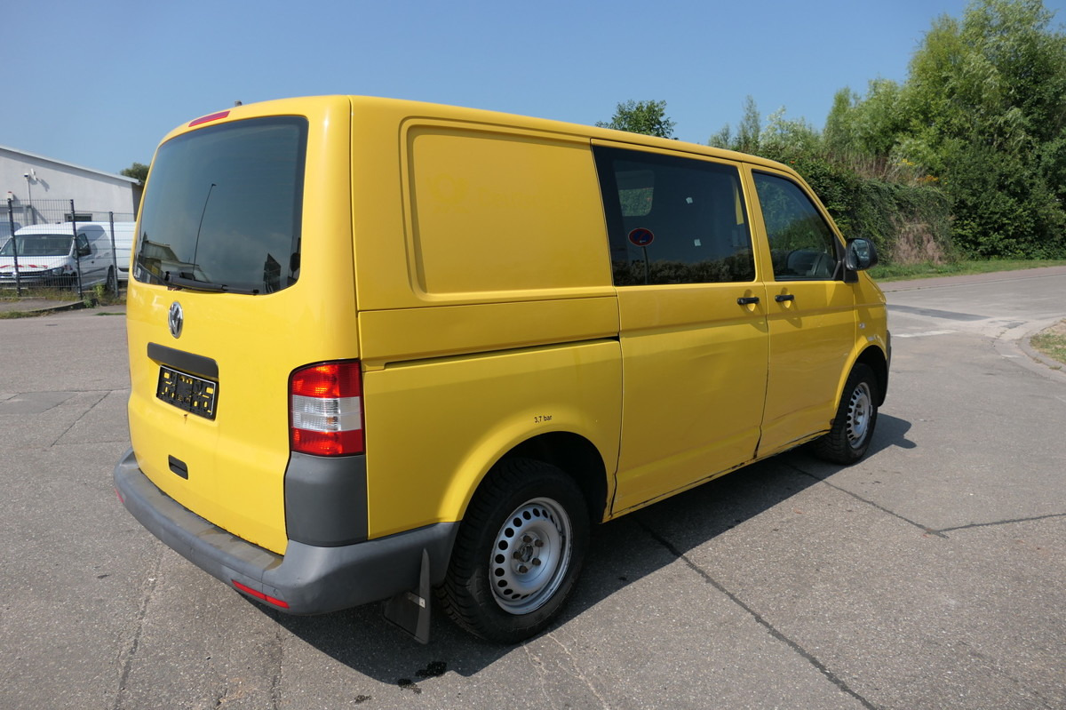 VW T5 Transporter 2.0 TDI 2xSCHIEBETÜR PARKTRONIK E - Легковий фургон: фото 3 VW T5 Transporter 2.0 TDI 2xSCHIEBETÜR PARKTRONIK E - Легковий фургон: фото 3