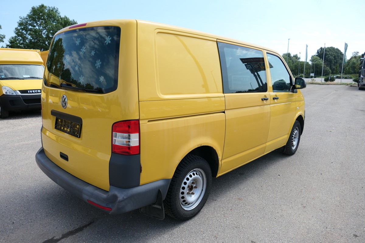 VW T5 Transporter 2.0 TDI 2xSCHIEBETÜR PARKTRONIK E - Легковий фургон: фото 4 VW T5 Transporter 2.0 TDI 2xSCHIEBETÜR PARKTRONIK E - Легковий фургон: фото 4