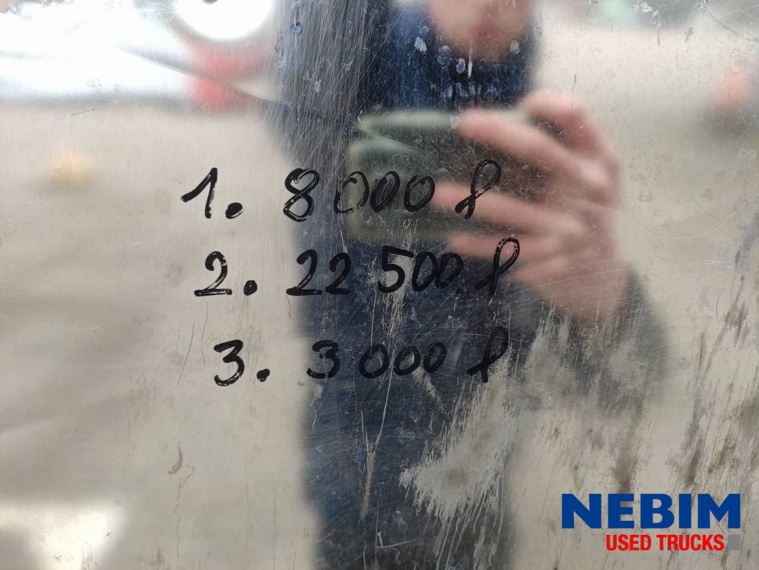 Feldbinder TSA 33.3-3 - 3 comp. 8.000 / 22.500 / 3.000 Ltr. - Напівпричіп цистерна: фото 5 Feldbinder TSA 33.3-3 - 3 comp. 8.000 / 22.500 / 3.000 Ltr. - Напівпричіп цистерна: фото 5