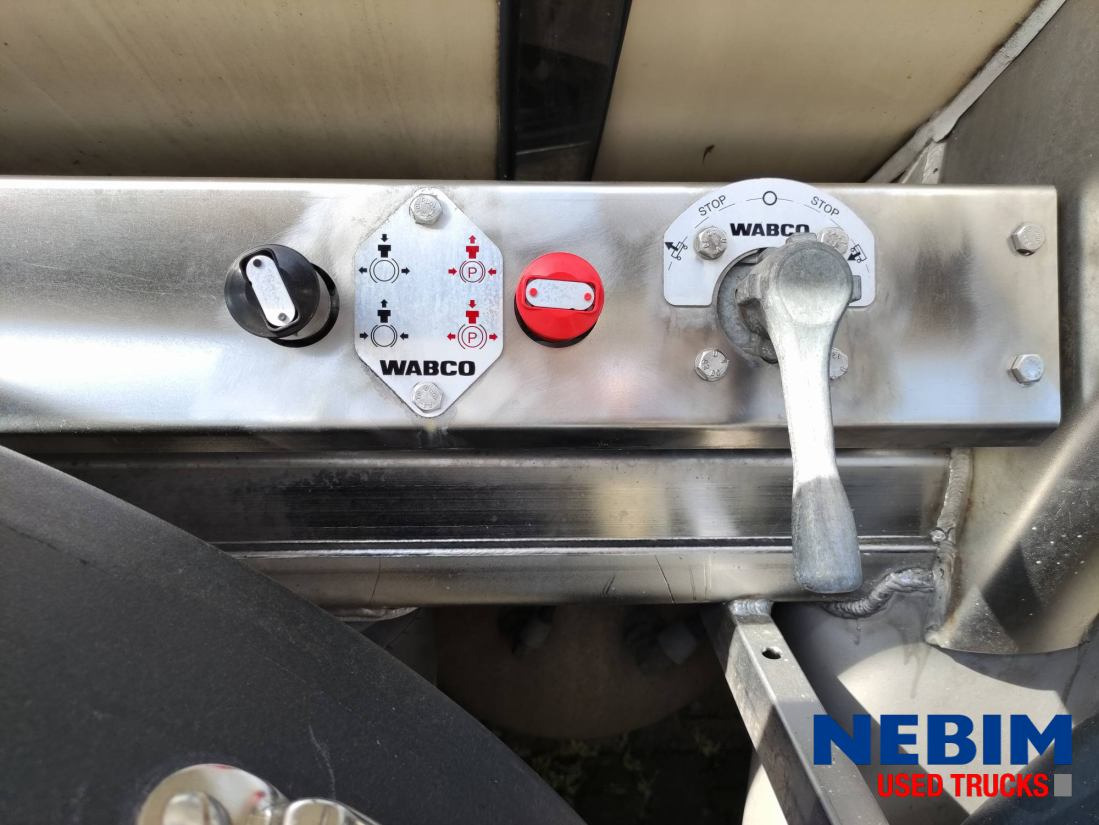 Напівпричіп цистерна Feldbinder TSA 33.3 electric pump - 3 comp. 8.000 / 22.500 / 3.000 Ltr.: фото 10