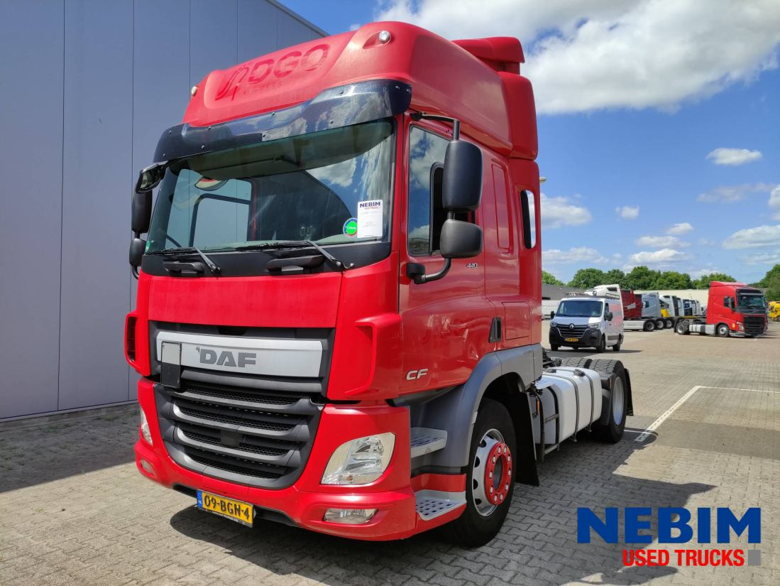 DAF CF 440 4x2 - Space cab - Тягач: фото 1 DAF CF 440 4x2 - Space cab - Тягач: фото 1