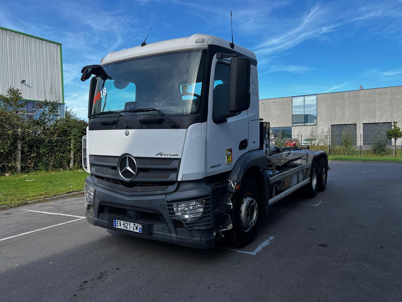 Mercedes-Benz Actros 2543 - Гаковий мультиліфт вантажівка: фото 1 Mercedes-Benz Actros 2543 - Гаковий мультиліфт вантажівка: фото 1