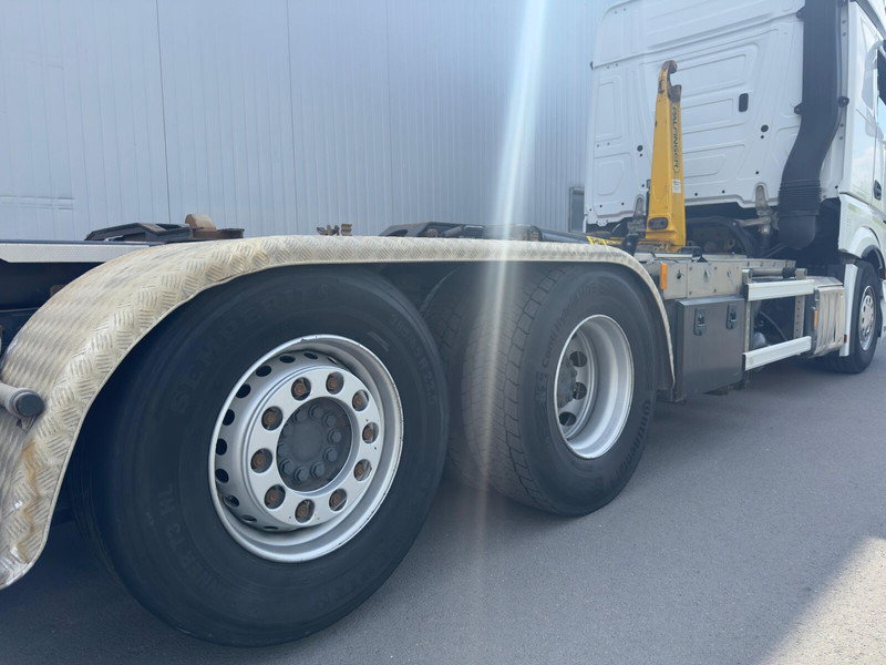 Mercedes-Benz Actros 2548 - Гаковий мультиліфт вантажівка: фото 5 Mercedes-Benz Actros 2548 - Гаковий мультиліфт вантажівка: фото 5