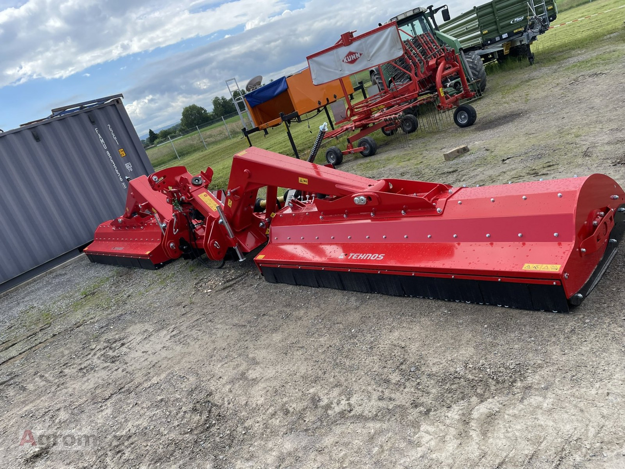 Tehnos MU2Z 840R - Косарка-подрібнювач/ Мульчер: фото 3 Tehnos MU2Z 840R - Косарка-подрібнювач/ Мульчер: фото 3