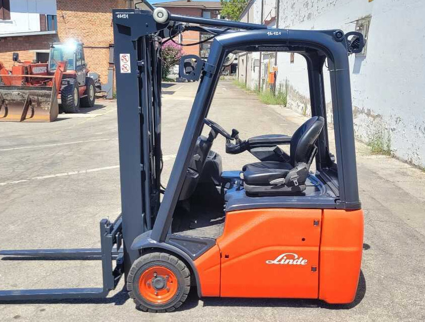 Linde E 16 C-01/386 (batt. 2016) - Електронавантажувач: фото 3 Linde E 16 C-01/386 (batt. 2016) - Електронавантажувач: фото 3
