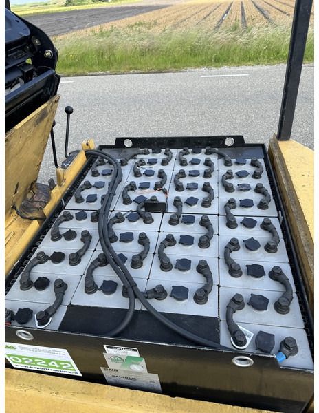 Електронавантажувач Hyster E2.50XL: фото 14