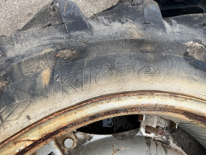 Kleber 13.6 R38 - Колісний диск: фото 4 Kleber 13.6 R38 - Колісний диск: фото 4