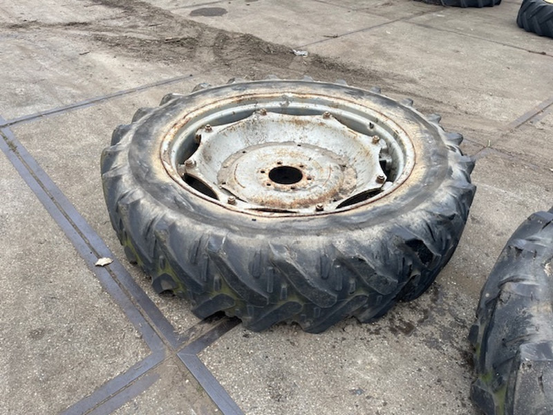 Kleber 13.6 R38 - Колісний диск: фото 3 Kleber 13.6 R38 - Колісний диск: фото 3