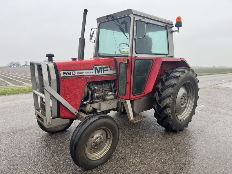 Massey Ferguson 590 - Трактор: фото 1 Massey Ferguson 590 - Трактор: фото 1