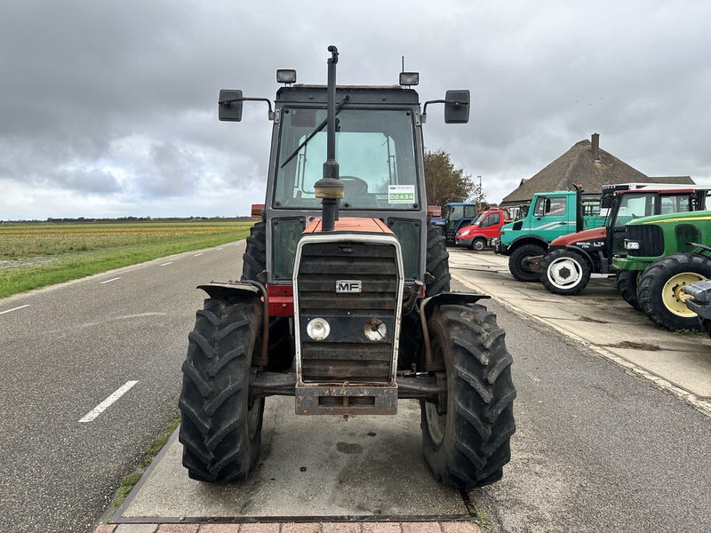 Massey Ferguson 690 - Трактор: фото 2 Massey Ferguson 690 - Трактор: фото 2