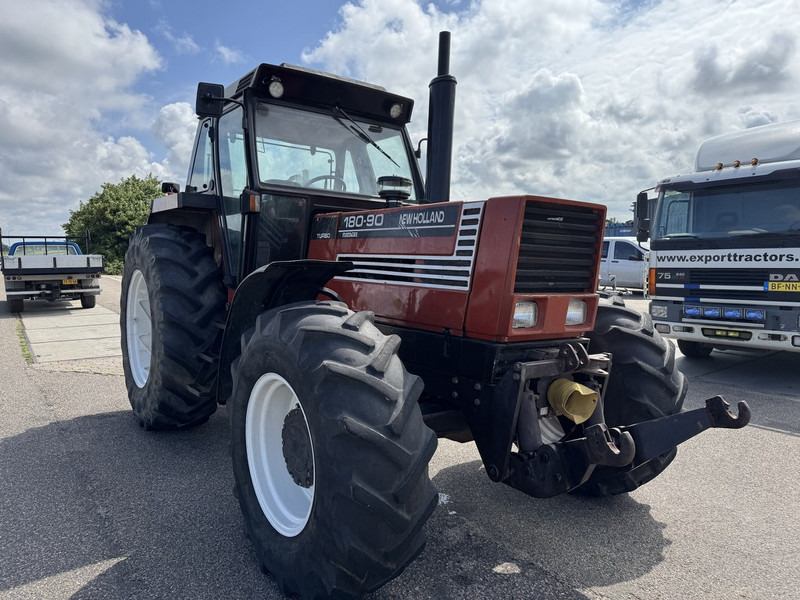 New Holland 180-90 DT - Трактор: фото 3 New Holland 180-90 DT - Трактор: фото 3