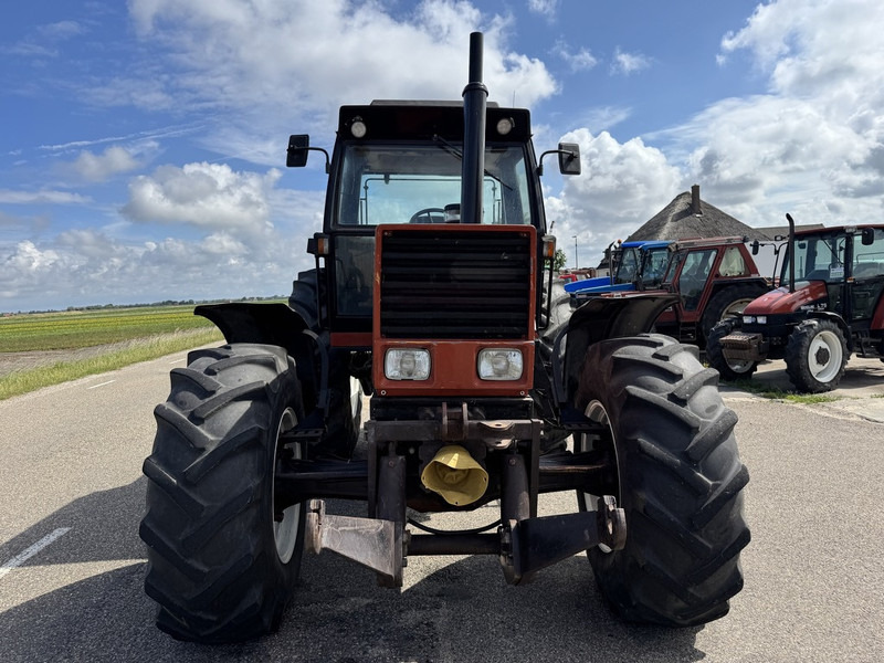 New Holland 180-90DT - Трактор: фото 2 New Holland 180-90DT - Трактор: фото 2