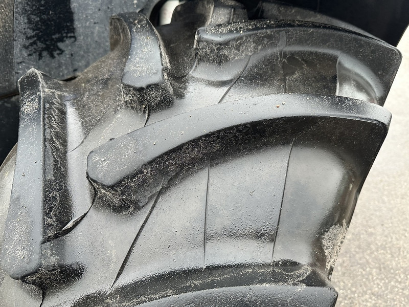 Трактор New Holland T7.210: фото 12