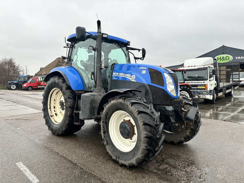 New Holland T7.210 - Трактор: фото 3 New Holland T7.210 - Трактор: фото 3