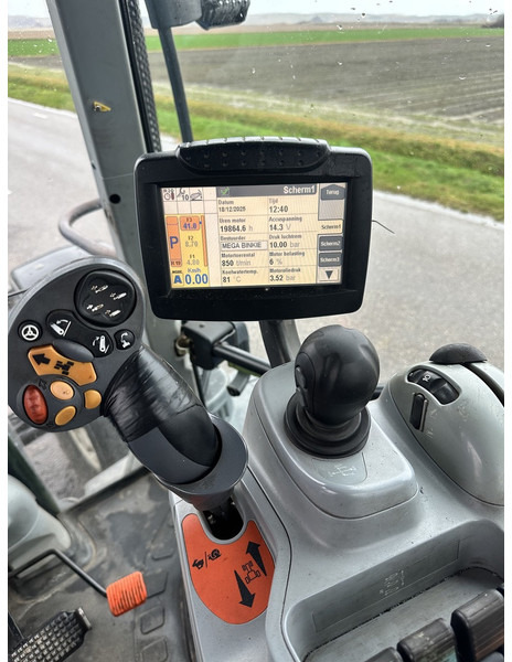 Трактор New Holland T7.210: фото 6