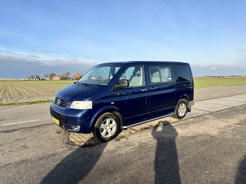Volkswagen Transporter - Легковий автомобіль: фото 1 Volkswagen Transporter - Легковий автомобіль: фото 1
