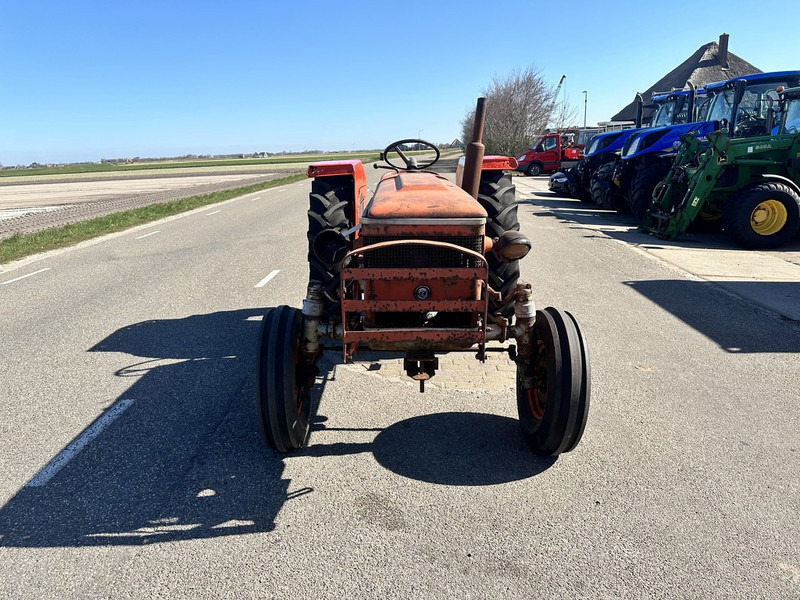 Zetor 4511 - Трактор: фото 2 Zetor 4511 - Трактор: фото 2