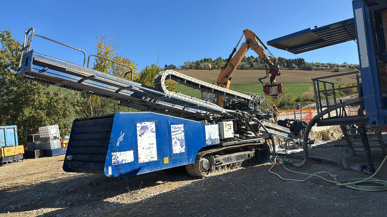 American Auger DD-220T - Установка для горизонтального буріння: фото 3 American Auger DD-220T - Установка для горизонтального буріння: фото 3