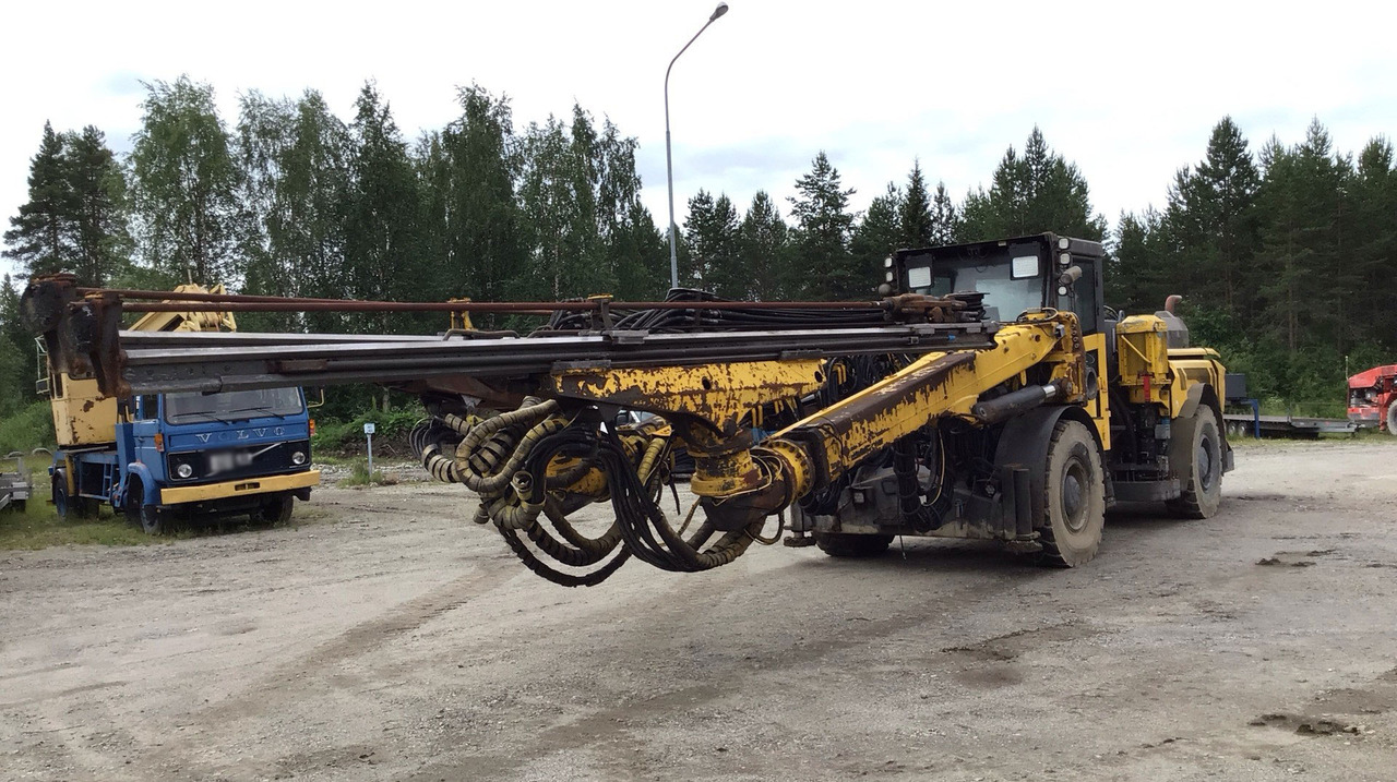 Atlas Copco E2C - Установка для горизонтального буріння: фото 3 Atlas Copco E2C - Установка для горизонтального буріння: фото 3