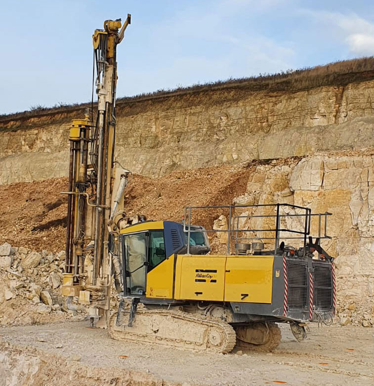 Atlas Copco ROC F6-44 - Бурова установка: фото 1 Atlas Copco ROC F6-44 - Бурова установка: фото 1